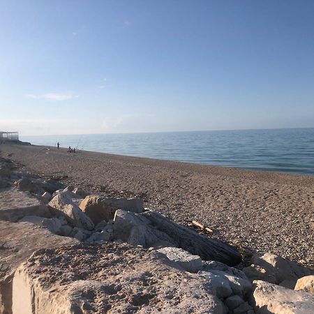 Beach Appartament Marina di Montemarciano Bagian luar foto